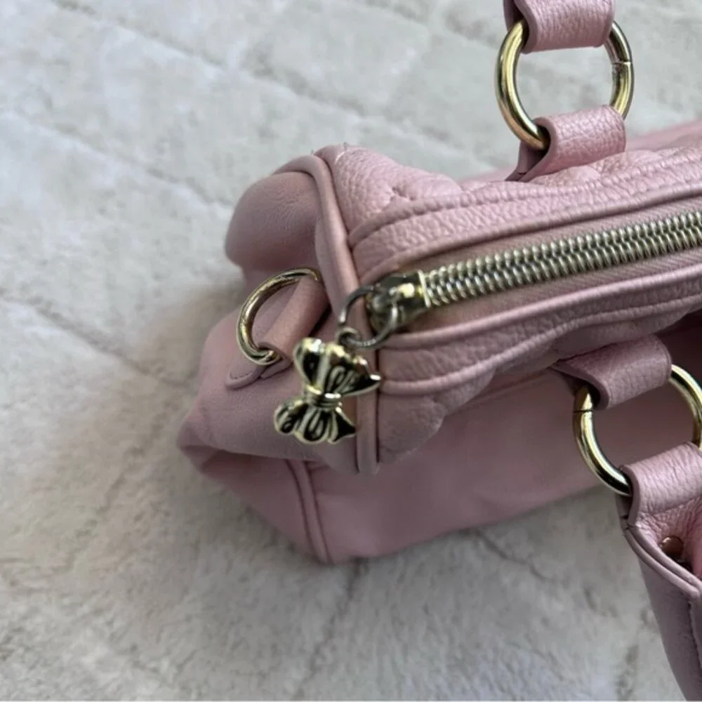 Betsey Johnson | Pink Quilted Heart Bowler Bag with Leopard Bow - Picture 3 of 15